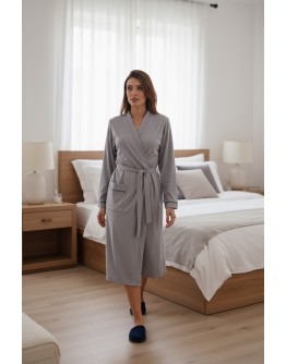 Sieviešu halāts no kokvilnas un viskozes, grafīts, Mājīgs un stilīgs halāts ar garām piedurknēm no mīksta, elpojoša materiāla. 81011Gt M-4XL